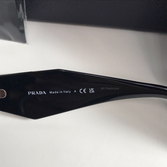 💯Authentic- New - PRADA PR 08YS SYMBOLE SUNGLASSES
BLACK - Picture 10 of 12